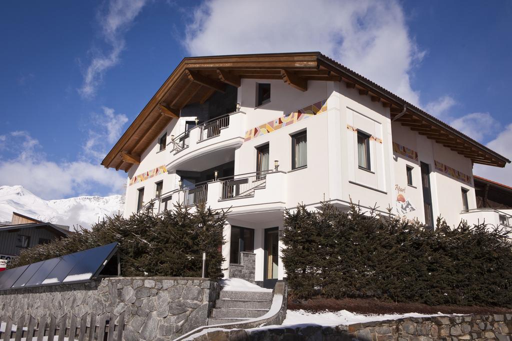 Apart Alpen Royal Nauders Luaran gambar