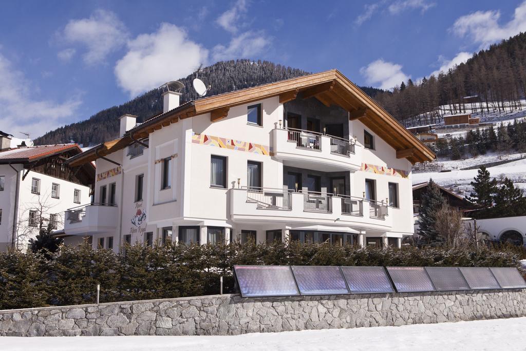 Apart Alpen Royal Nauders Luaran gambar